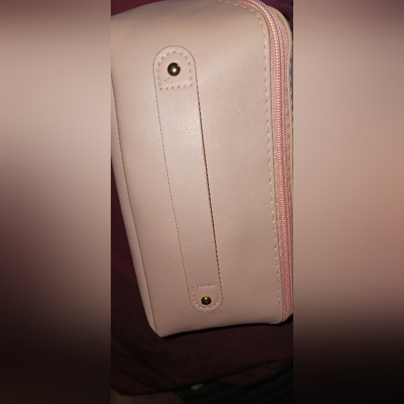 MYSTERY COSMETIC BAG - what goodies will you get? ALL 5 star reviews - Picture 7 of 13